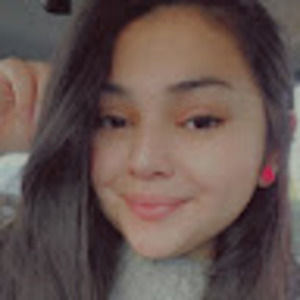 Meet your Posher, Abril